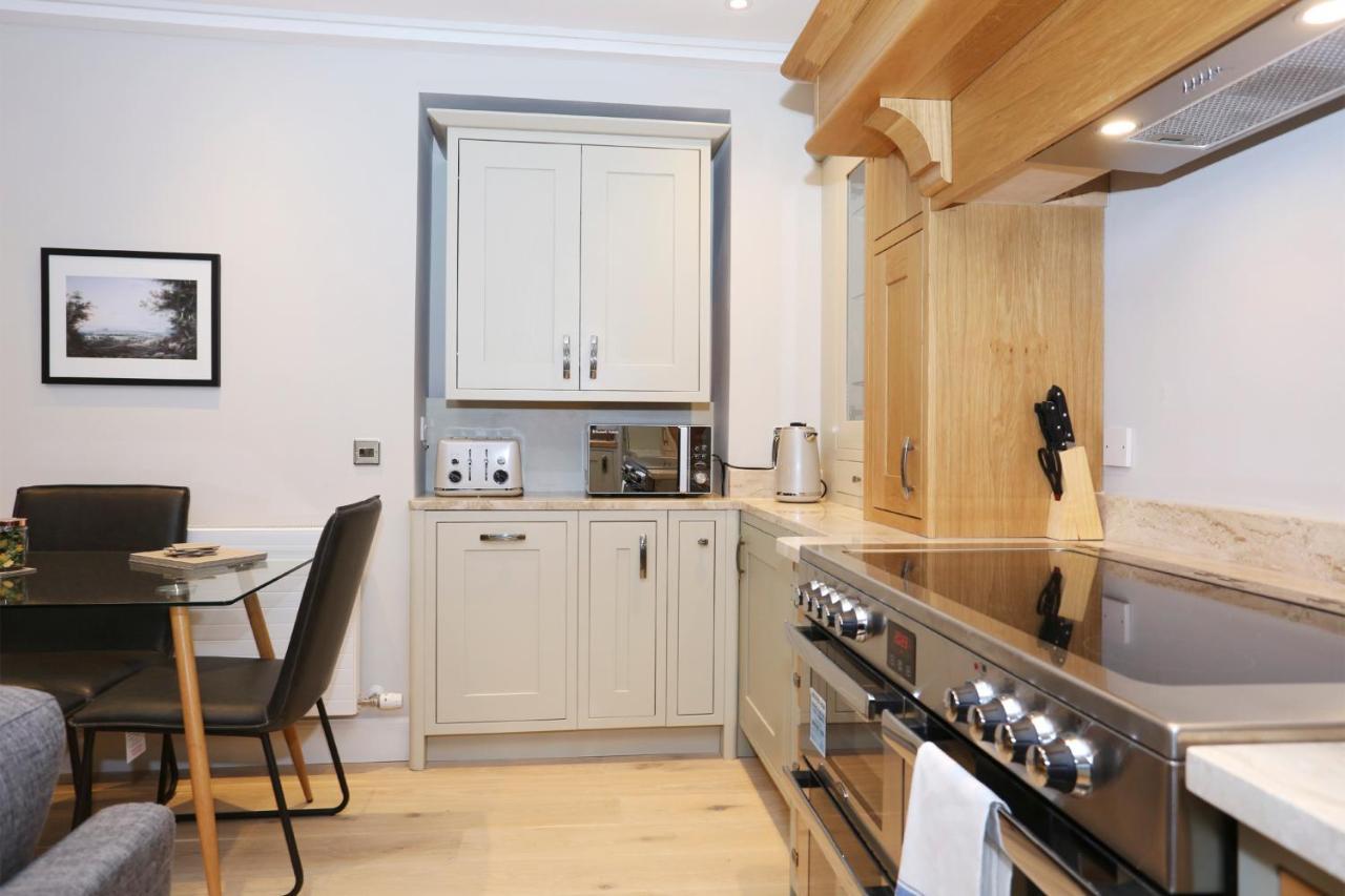 Апартаменты Joivy Modern And Airy Flat On The Historic Royal Mile Эдинбург Экстерьер фото